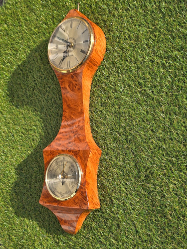 Wanduhr mit barometer - mit,