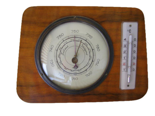 Antikes barometer in - ,,