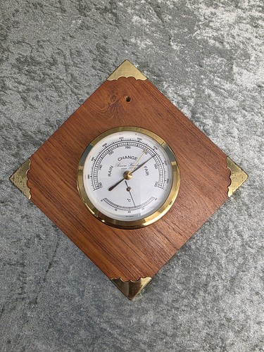 Barometer messing auf - barometer,