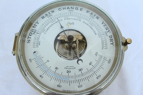Dekoratives schiffs barometer - dekoratives, schiffs-barometer